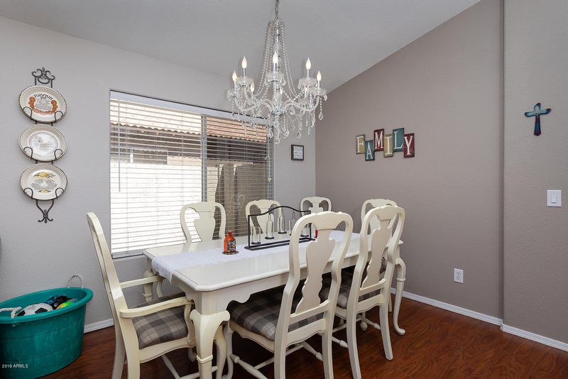 605 N Ocotillo Ln, Gilbert, AZ 85233