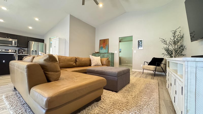 6050 Betty Elyse Ln, Scottsdale, AZ 85254
