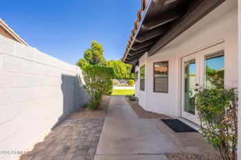 6050 Betty Elyse Ln, Scottsdale, AZ 85254