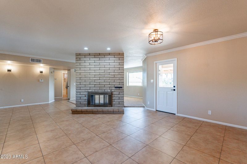 6051 E Halifax St, Mesa, AZ 85205