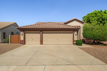 6052 Kristal Way, Glendale, AZ 85308