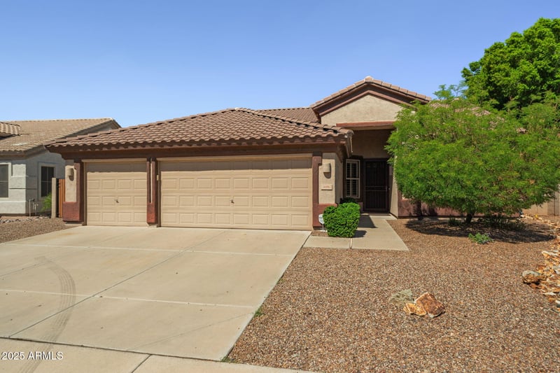 6052 Kristal Way, Glendale, AZ 85308