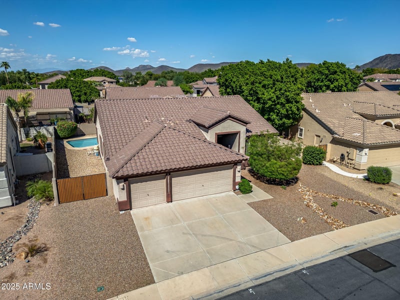 6052 Kristal Way, Glendale, AZ 85308