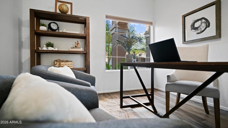 6053 Riverdale St, Mesa, AZ 85215