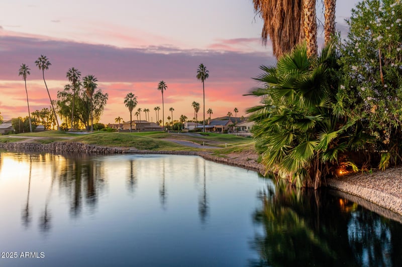 6058 Abraham Ln, Glendale, AZ 85308