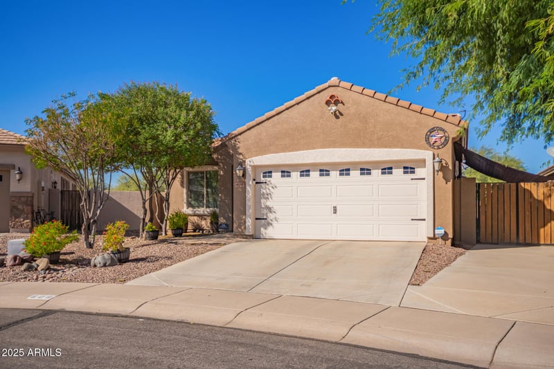 606 Blossom Rd, San Tan Valley, AZ 85143