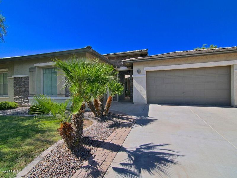 606 E Runaway Bay Pl, Chandler, AZ 85249