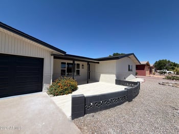 6060 Dallas St, Mesa, AZ 85205
