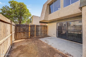 6060 Golden Ln, Glendale, AZ 85302