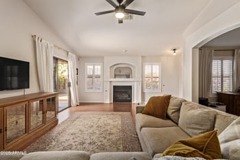 6061 Rochelle St, Mesa, AZ 85215