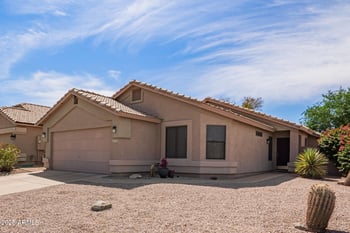 6061 Rochelle St, Mesa, AZ 85215
