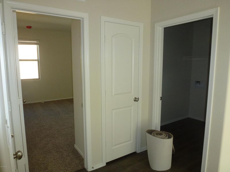 6067 S 252nd Dr, Buckeye, AZ 85326