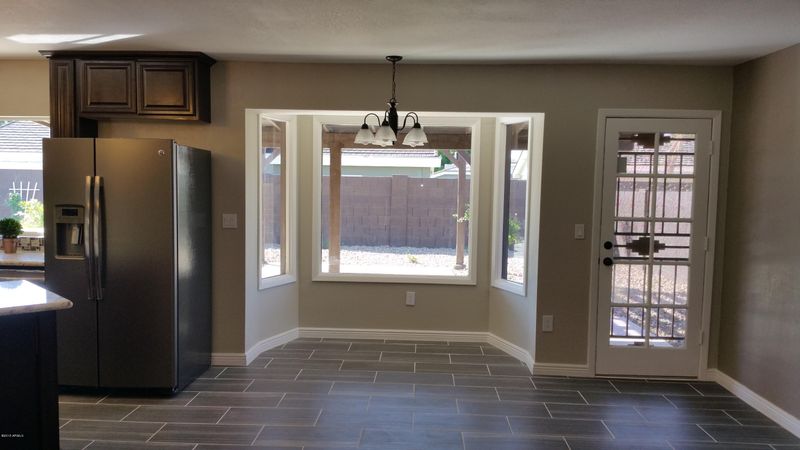 607 E Helena Dr, Phoenix, AZ 85022