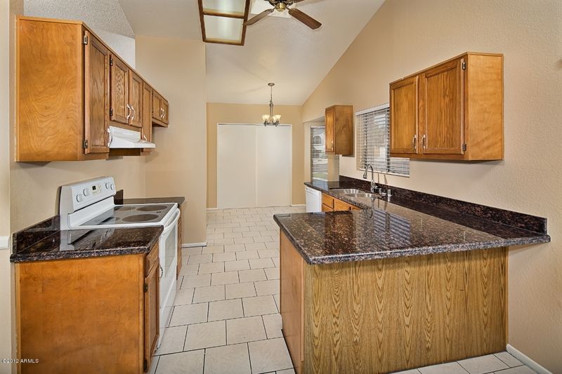 607 E Pinto Ct, Gilbert, AZ 85296