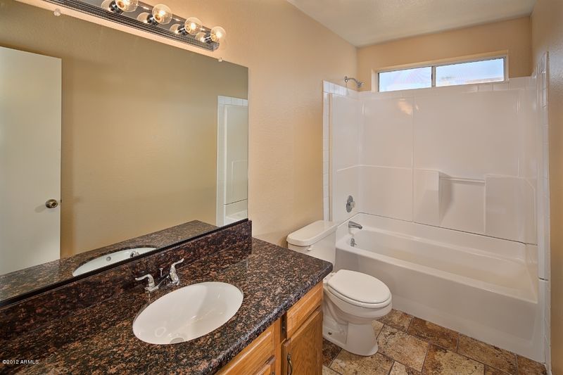 607 E Pinto Ct, Gilbert, AZ 85296
