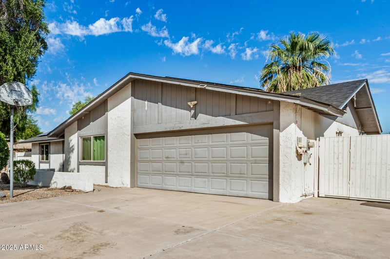 607 Palm Cir, Buckeye, AZ 85326