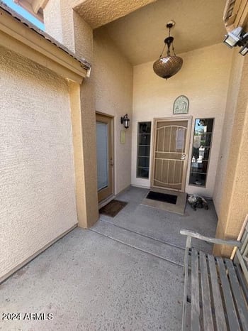 607 Villa Rita Dr, Phoenix, AZ 85023