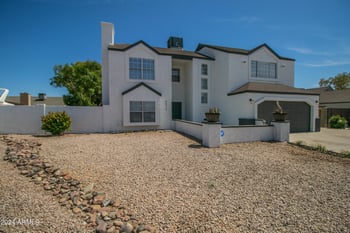 6073 Caribe Ln, Glendale, AZ 85306