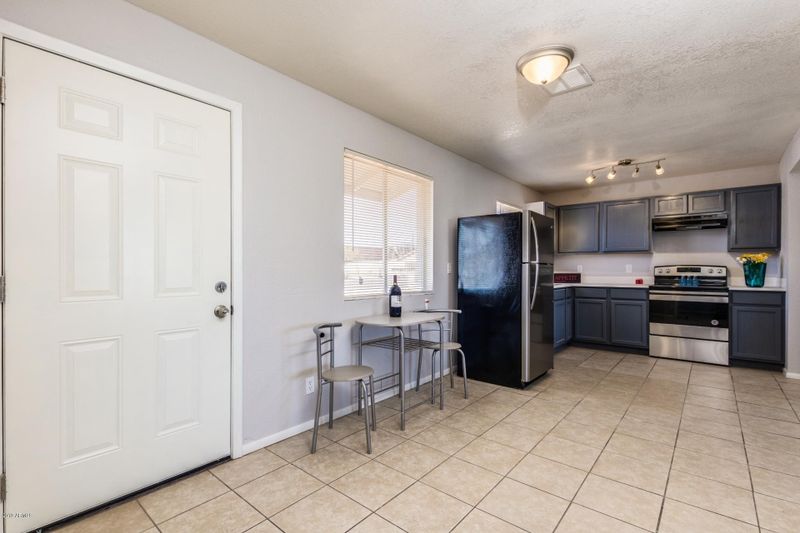 608 E Euclid Ave, Phoenix, AZ 85042
