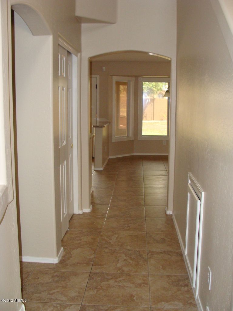 608 E Stirrup Ln, San Tan Valley, AZ 85143
