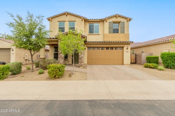 608 Pasaro Dr, Phoenix, AZ 85085