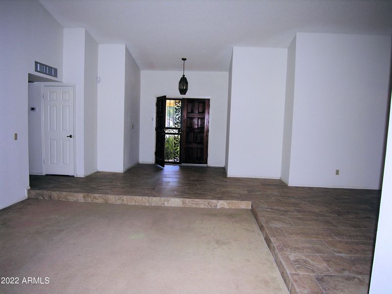 608 W Summit Pl, Chandler, AZ 85225