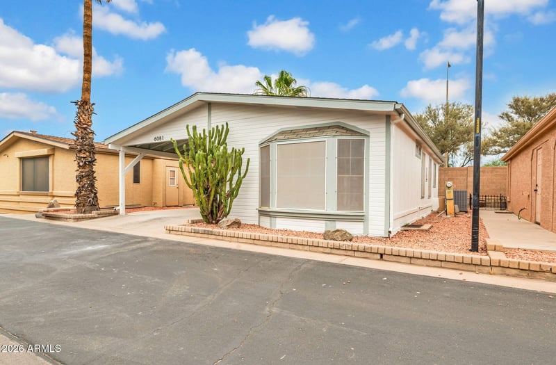 6081 Oakmont Dr, Chandler, AZ 85249