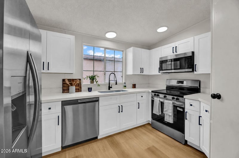 6081 Oakmont Dr, Chandler, AZ 85249