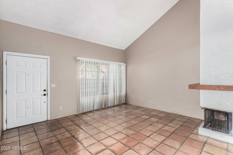 609 Mesquite Cir #D131, Tempe, AZ 85288