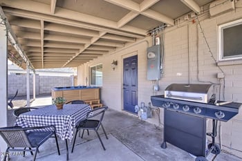 609 Priest Dr, Tempe, AZ 85281