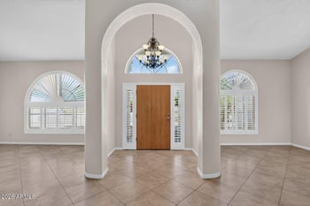 6091 W Rose Garden Ln, Glendale, AZ 85308