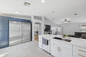 6092 Bridal Vail Dr, Gilbert, AZ 85298