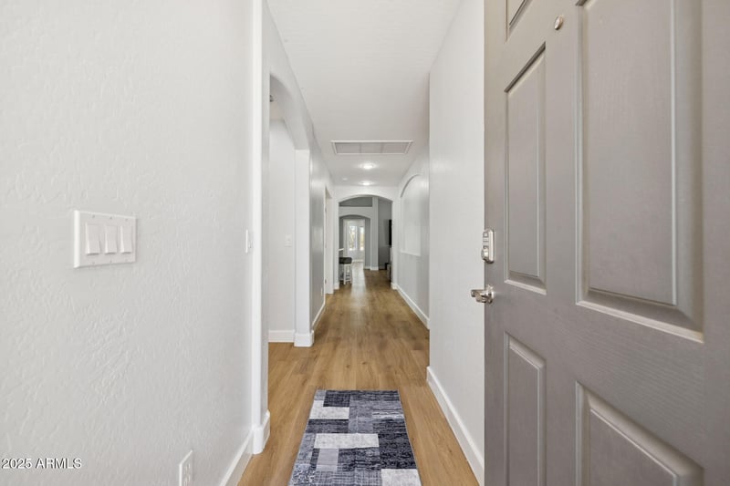 6092 Bridal Vail Dr, Gilbert, AZ 85298