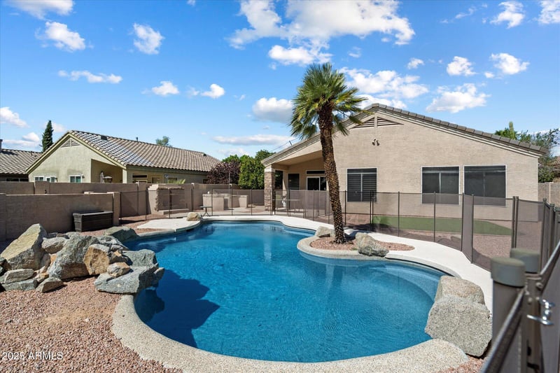 6093 Irma Ln, Glendale, AZ 85308