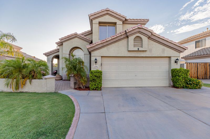 6096 W Irma Ln, Glendale, AZ 85308