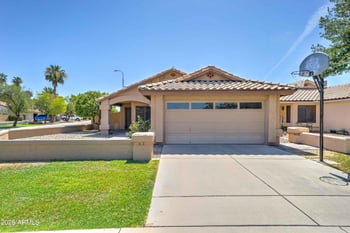 61 Crestview St, Chandler, AZ 85226