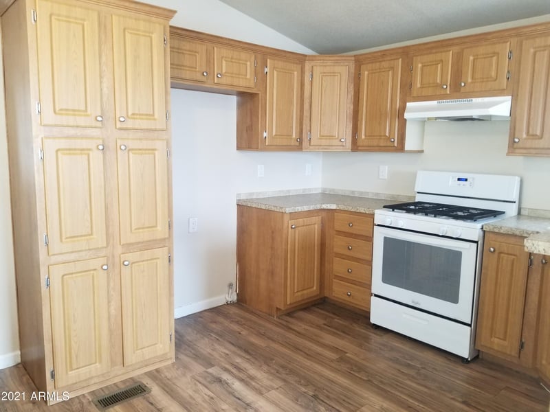 61 W Southern Ave #23, Mesa, AZ 85210