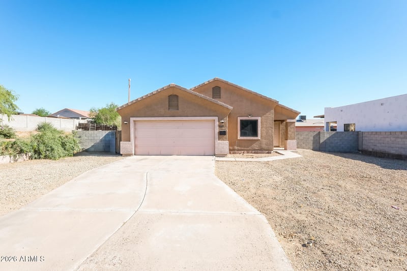 610 E Dee St, Avondale, AZ 85323