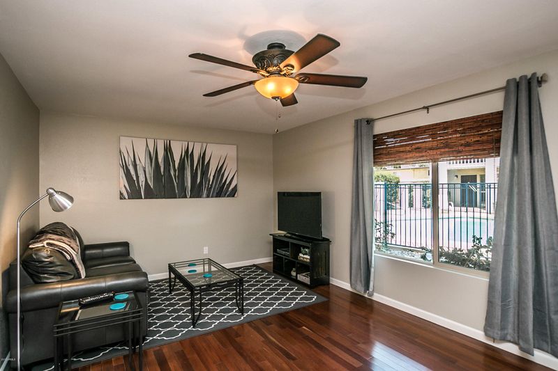 610 E Montebello Ave #38, Phoenix, AZ 85012