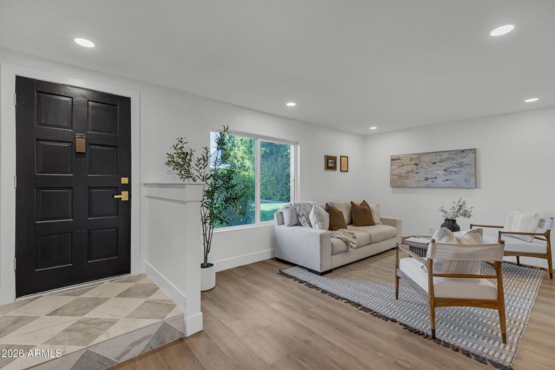 610 E Montebello Ave #41, Phoenix, AZ 85012