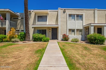 610 E Montebello Ave #45, Phoenix, AZ 85012