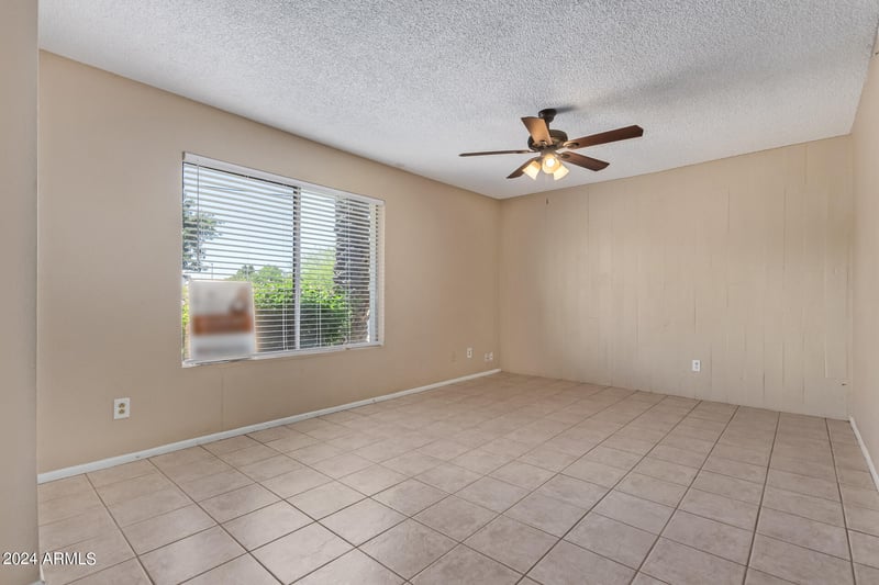 610 E Montebello Ave #45, Phoenix, AZ 85012