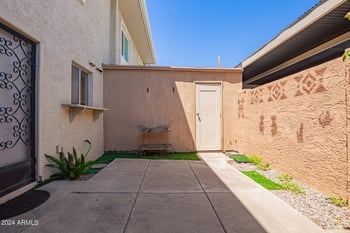 610 E Montebello Ave #45, Phoenix, AZ 85012