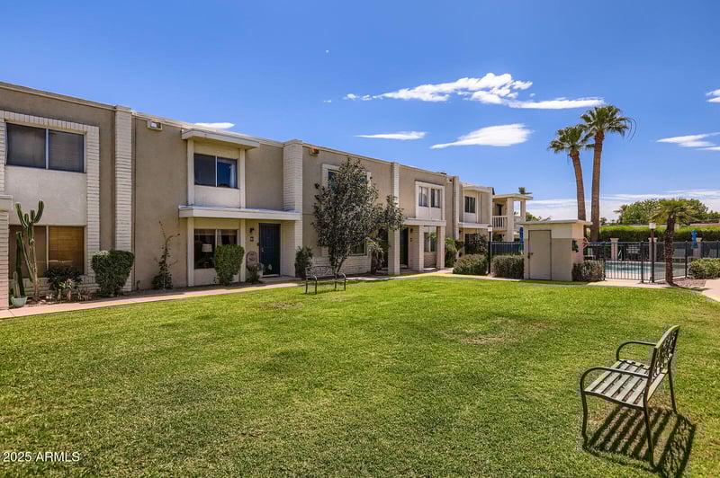 610 Montebello Ave #41, Phoenix, AZ 85012