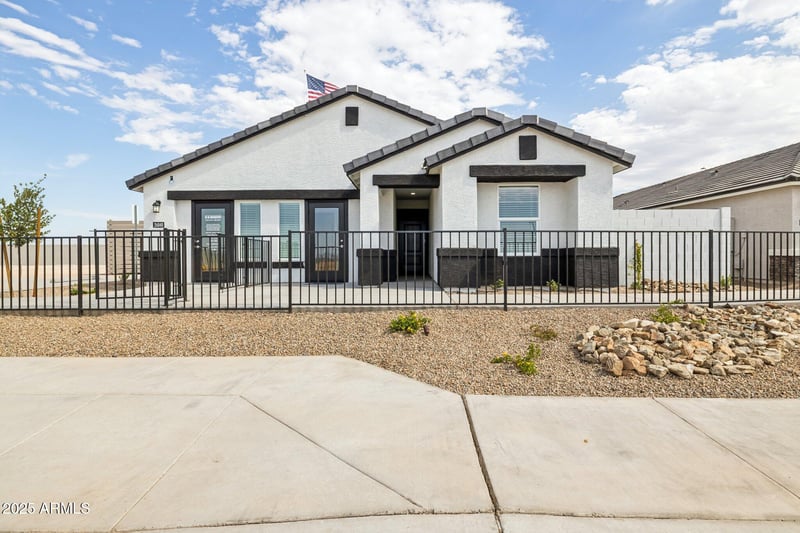 6101 259th Dr, Buckeye, AZ 85326