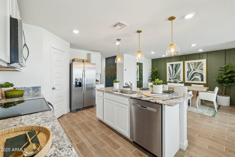 6101 259th Dr, Buckeye, AZ 85326