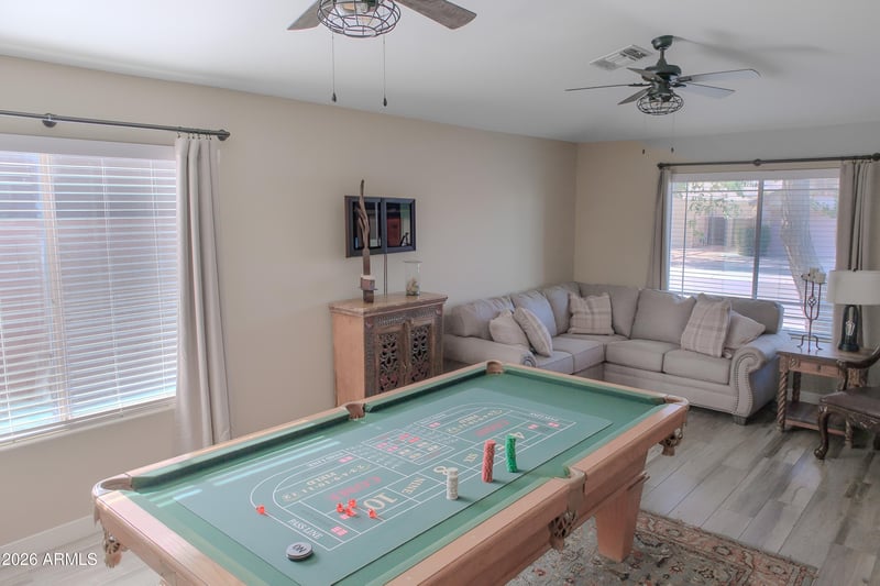 6101 S Four Peaks Pl, Chandler, AZ 85249