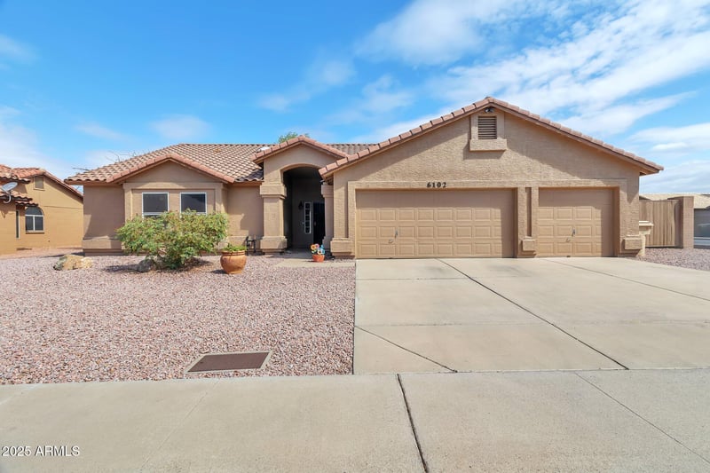 6102 Shangri La Rd, Glendale, AZ 85304