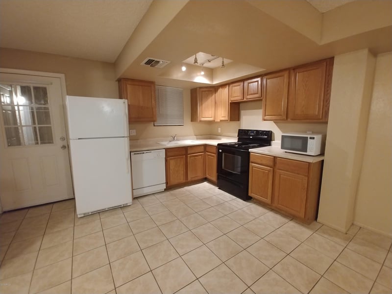 6102 W Townley Ave, Glendale, AZ 85302