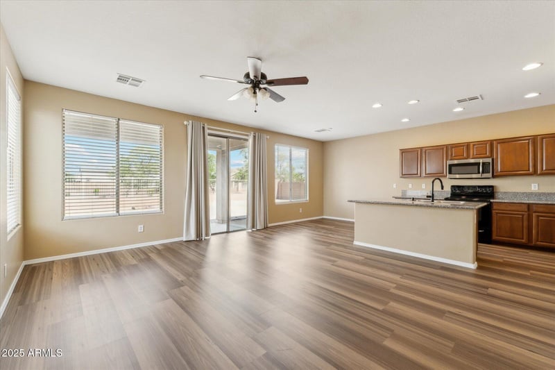 6103 54th Ave, Laveen, AZ 85339